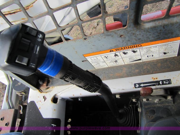 image for item B2006 2003 Bobcat T190 skid steer