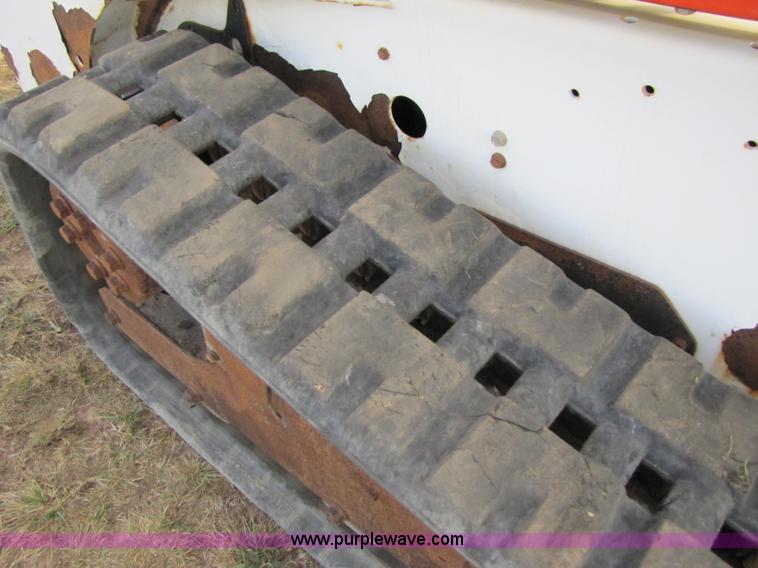image for item B2006 2003 Bobcat T190 skid steer