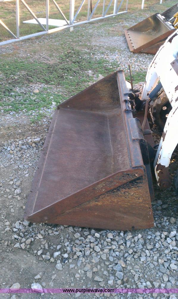 image for item B2006 2003 Bobcat T190 skid steer