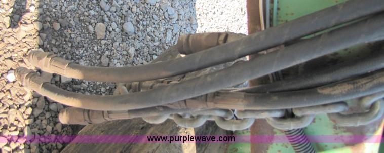 image for item B2018 1996 John Deere 455 35' grain drill