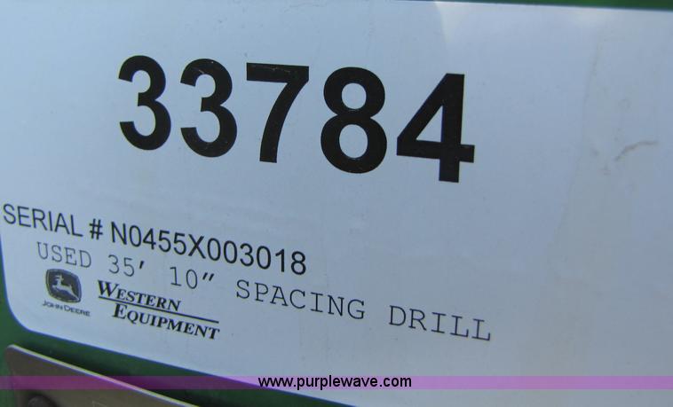 image for item B2018 1996 John Deere 455 35' grain drill