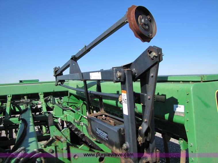 image for item B2018 1996 John Deere 455 35' grain drill