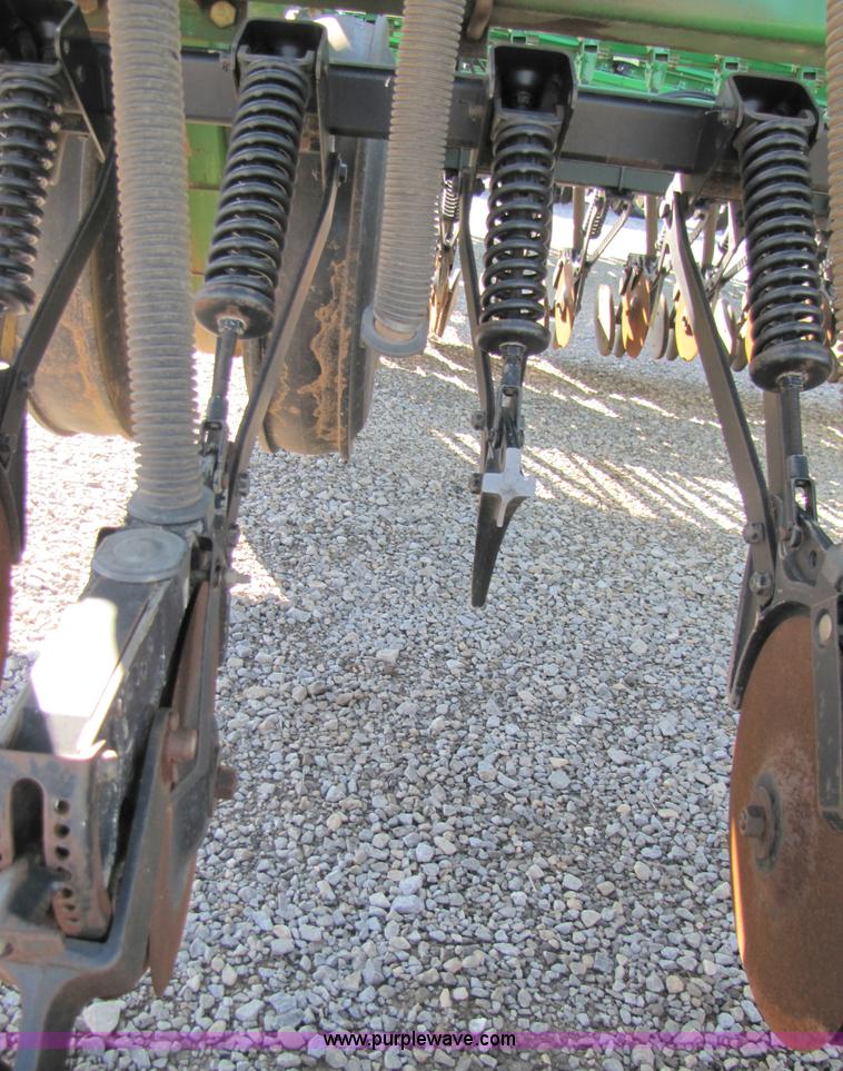 image for item B2018 1996 John Deere 455 35' grain drill