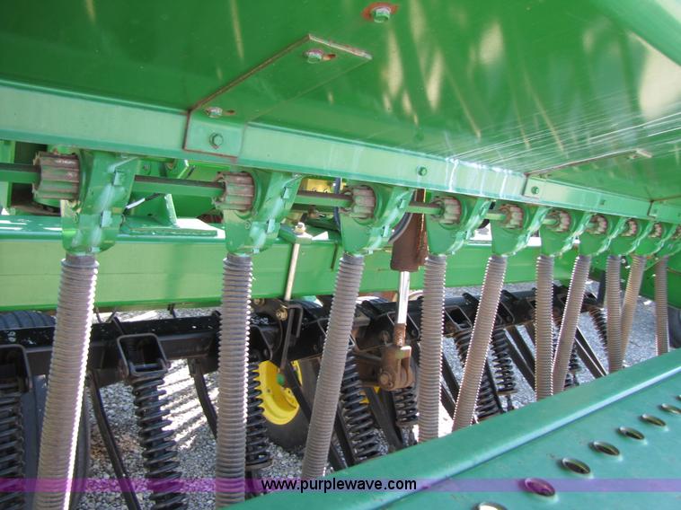 image for item B2018 1996 John Deere 455 35' grain drill