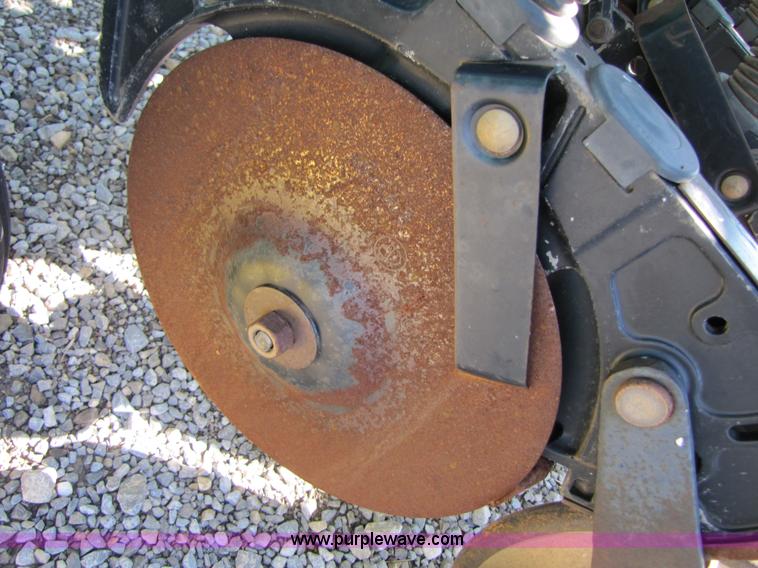 image for item B2018 1996 John Deere 455 35' grain drill