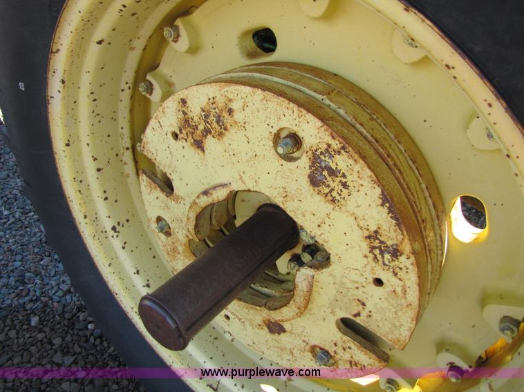 image for item B2020 1983 John Deere 4450 tractor