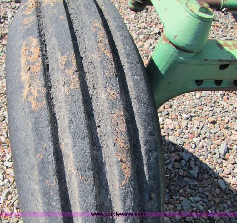 image for item B2020 1983 John Deere 4450 tractor