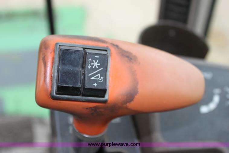 image for item B8655 1994 John Deere 9600 combine