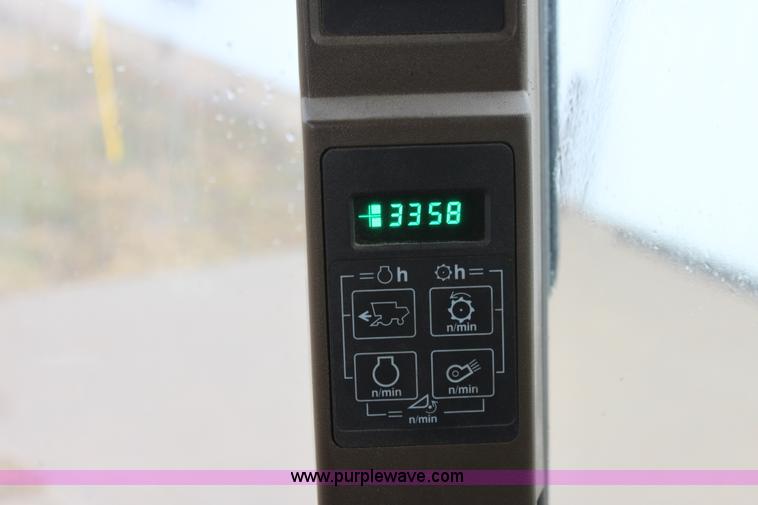 image for item B8655 1994 John Deere 9600 combine