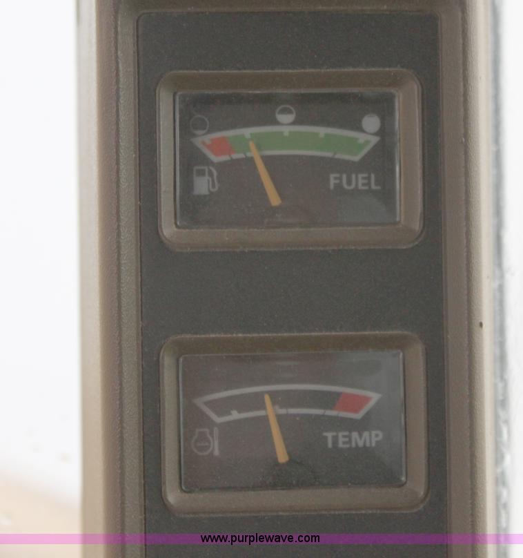 image for item B8655 1994 John Deere 9600 combine