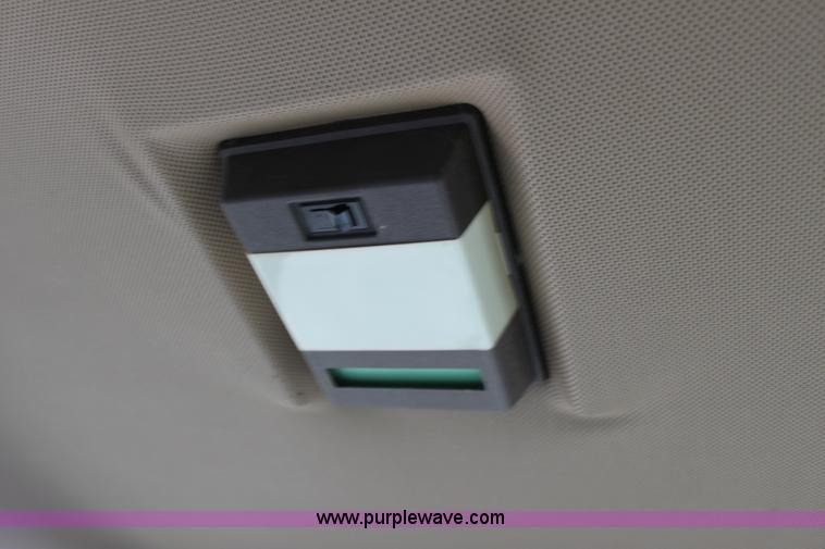 image for item B8655 1994 John Deere 9600 combine