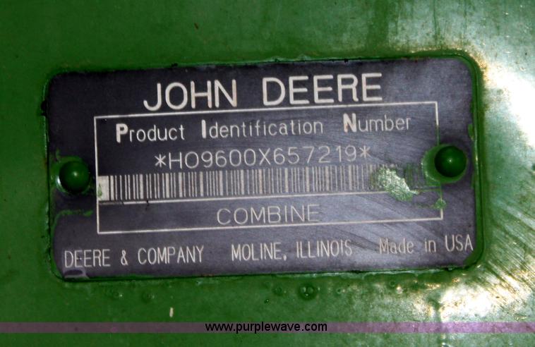 image for item B8655 1994 John Deere 9600 combine
