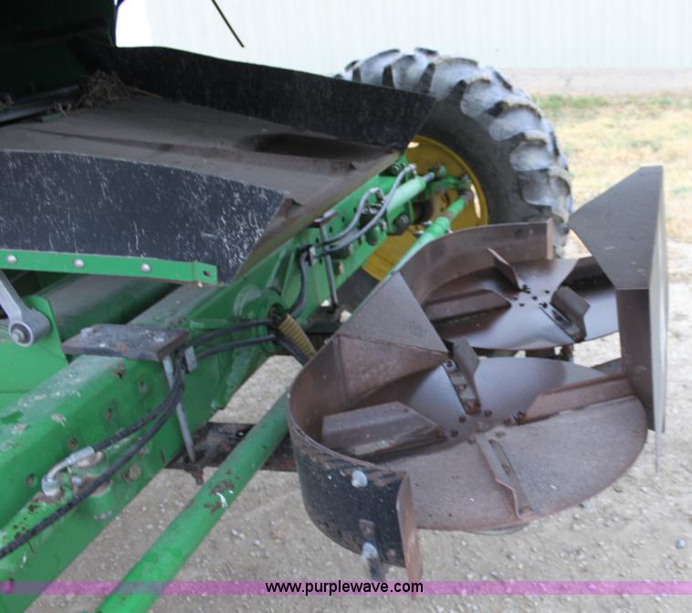 image for item B8655 1994 John Deere 9600 combine