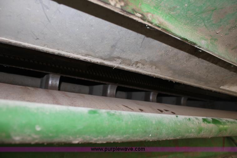 image for item B8655 1994 John Deere 9600 combine