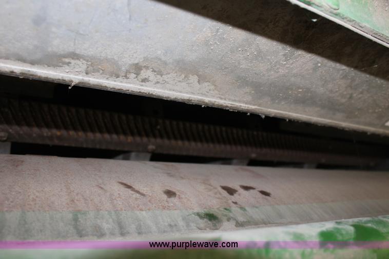 image for item B8655 1994 John Deere 9600 combine