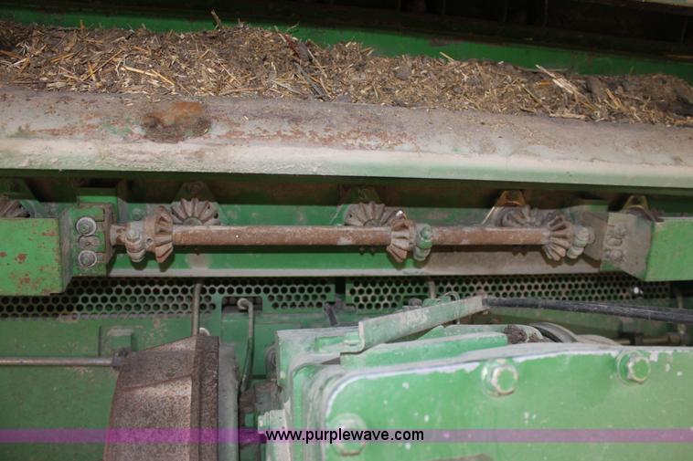 image for item B8655 1994 John Deere 9600 combine