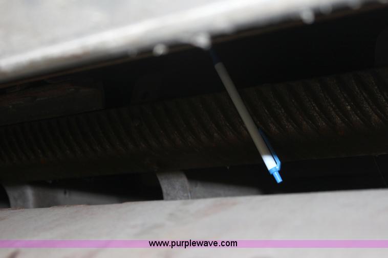 image for item B8655 1994 John Deere 9600 combine