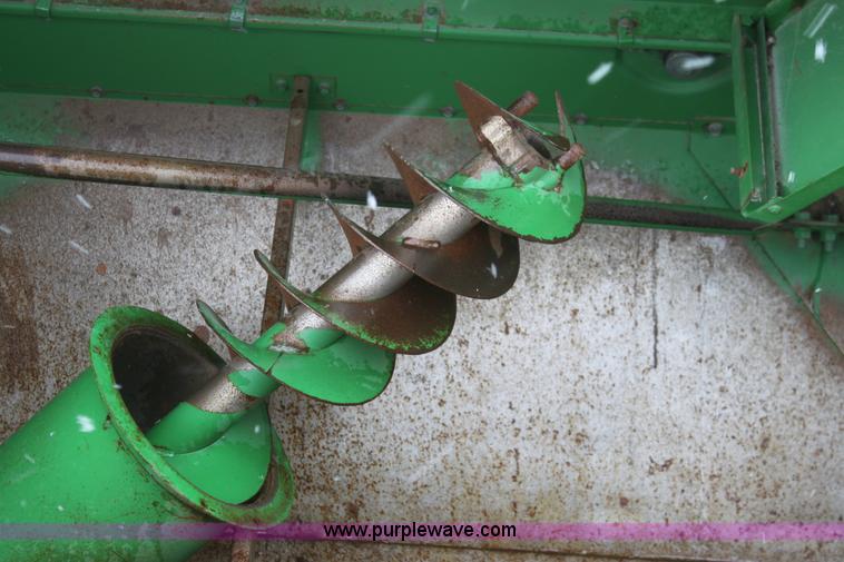 image for item B8655 1994 John Deere 9600 combine