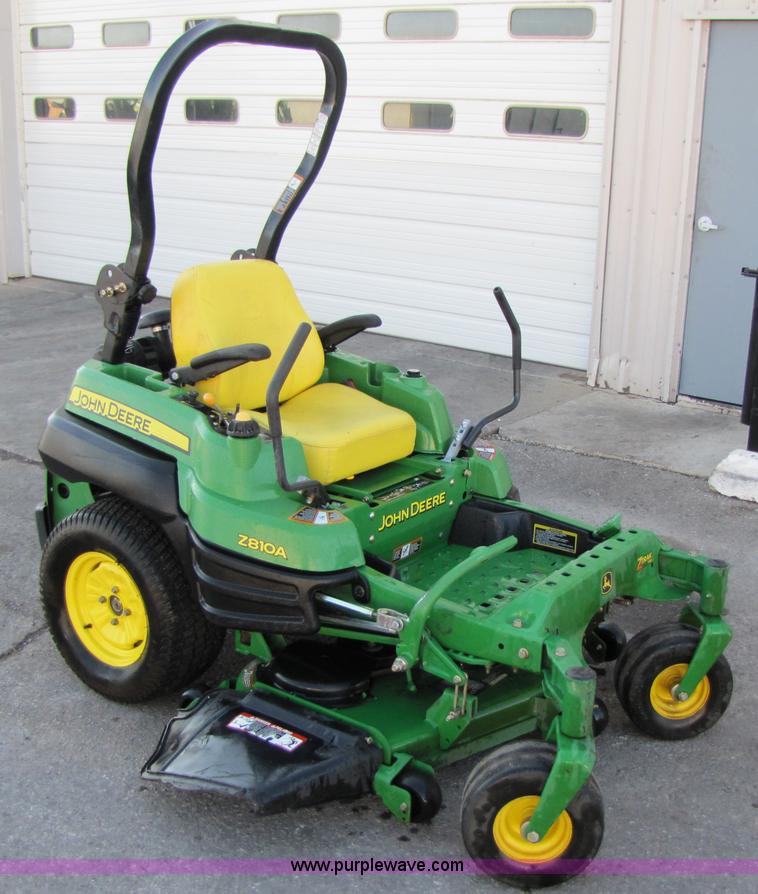 image for item C9568 2008 John Deere Z810A ZTR commercial mower