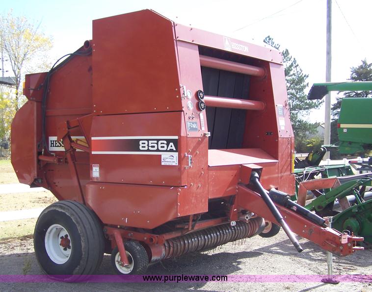 image for item D8555 Hesston 856A round baler