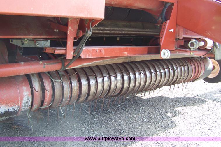 image for item D8555 Hesston 856A round baler