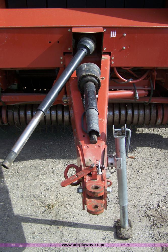 image for item D8555 Hesston 856A round baler