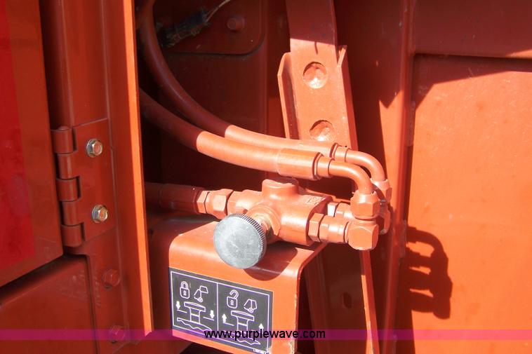 image for item D8555 Hesston 856A round baler