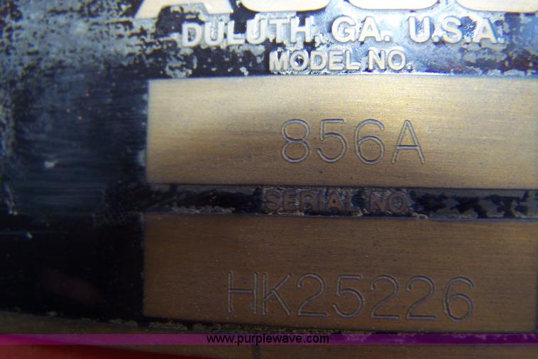 image for item D8555 Hesston 856A round baler