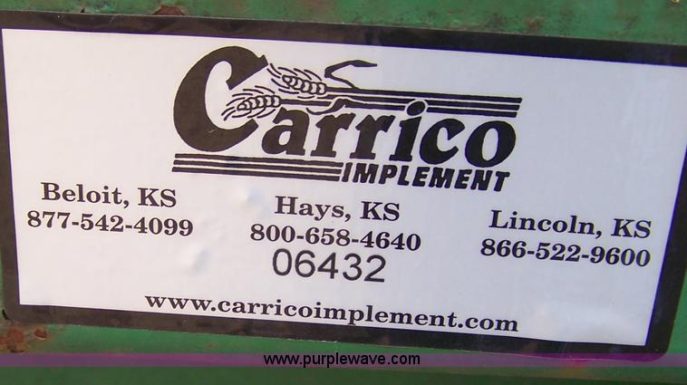 image for item D8565 1989 John Deere 843 eight row corn head