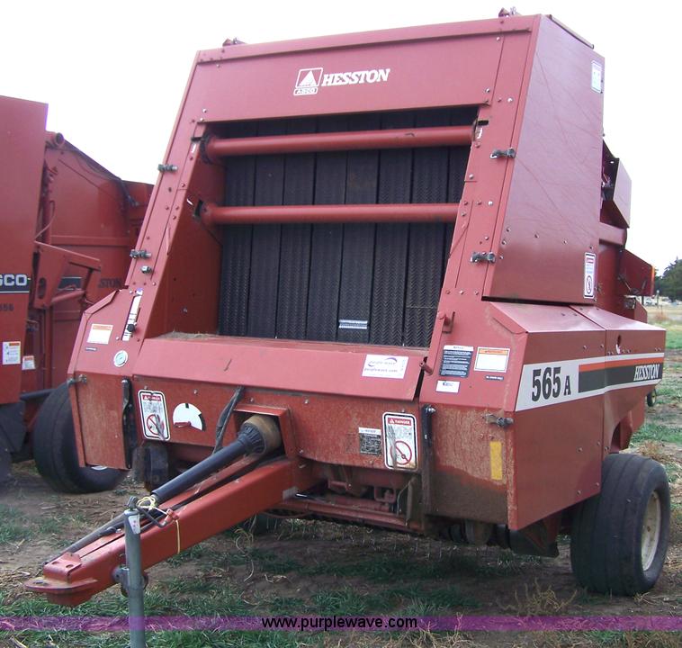 image for item D8571 1998 Hesston 565A round baler