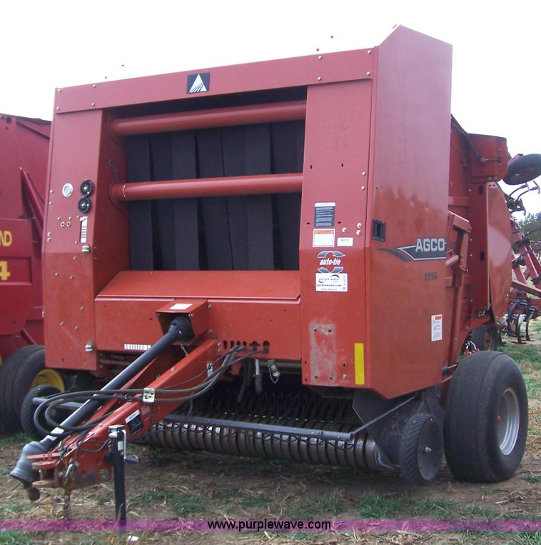 image for item D8572 2007 AGCO 5556 round baler