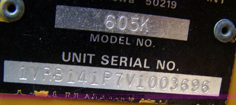 image for item D8574 1997 Vermeer 605K round baler