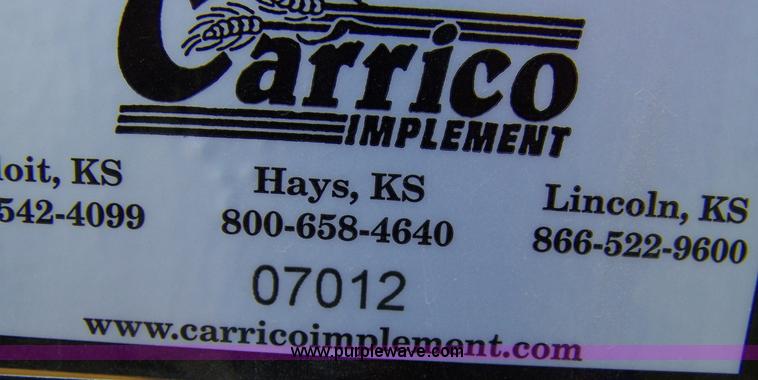 image for item D8575 2003 Vermeer 605XL round baler