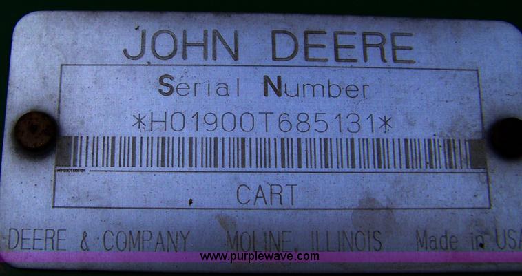image for item D8577 1999 John Deere 1860 36' air seeder