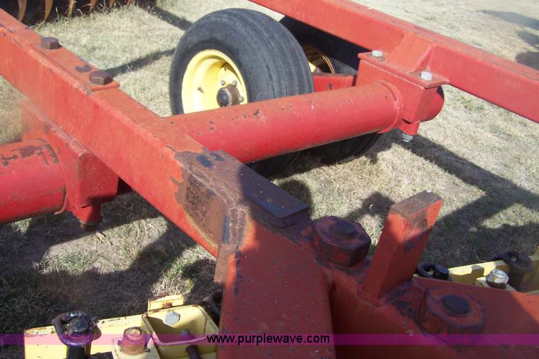 image for item D8593 New Holland 32' offset disk