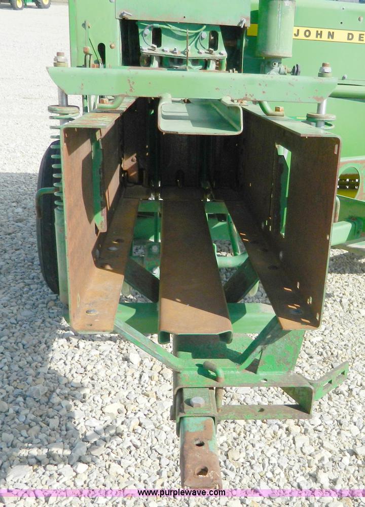 image for item D8612 1980 John Deere 346 square baler