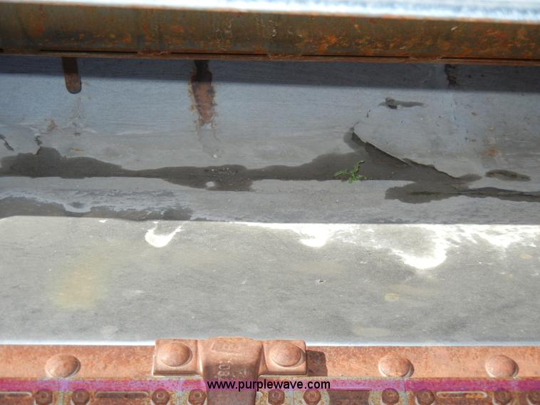 image for item H9046 John Deere 925 rigid platform header