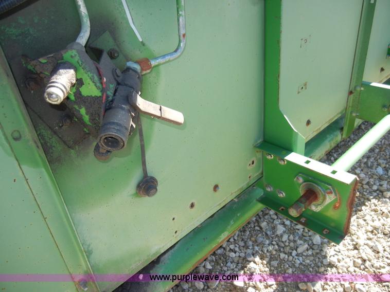 image for item H9047 John Deere 924 rigid platform header