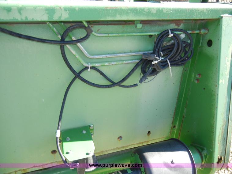 image for item H9047 John Deere 924 rigid platform header