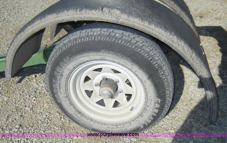 image for item H9052 2009 Unverferth RoadRunner 38' header trailer