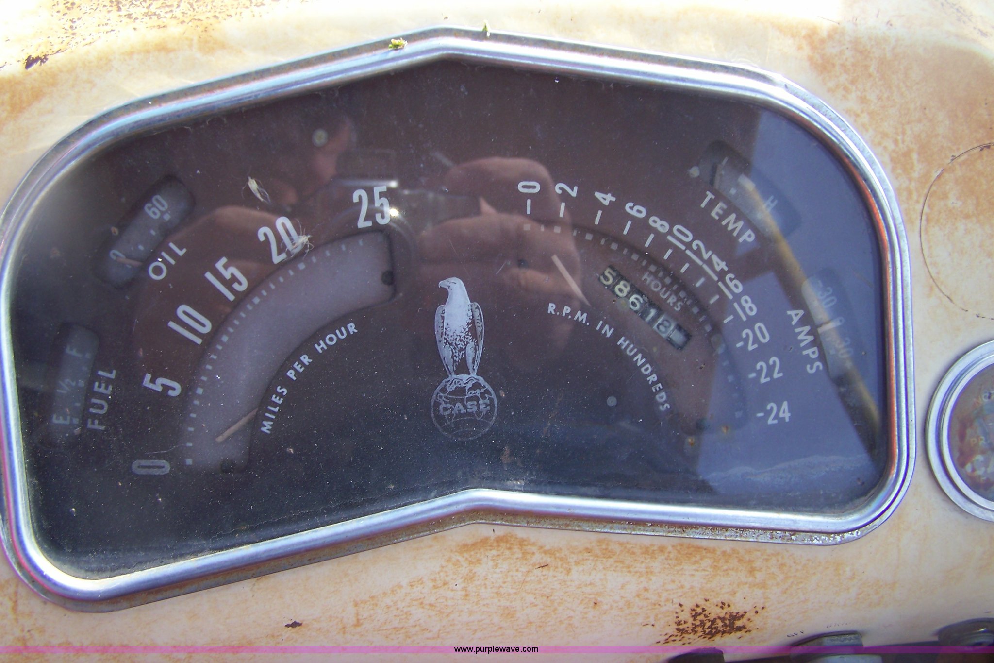 Case 900B tractor in Hays, KS Item D8592 sold Purple Wave