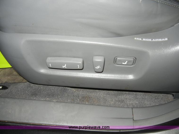 image for item A3328 1999 Lexus RX300 SUV