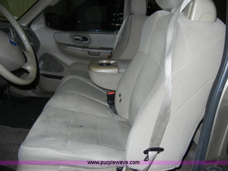 image for item A3330 2003 Ford F150 XLT super cab pickup truck