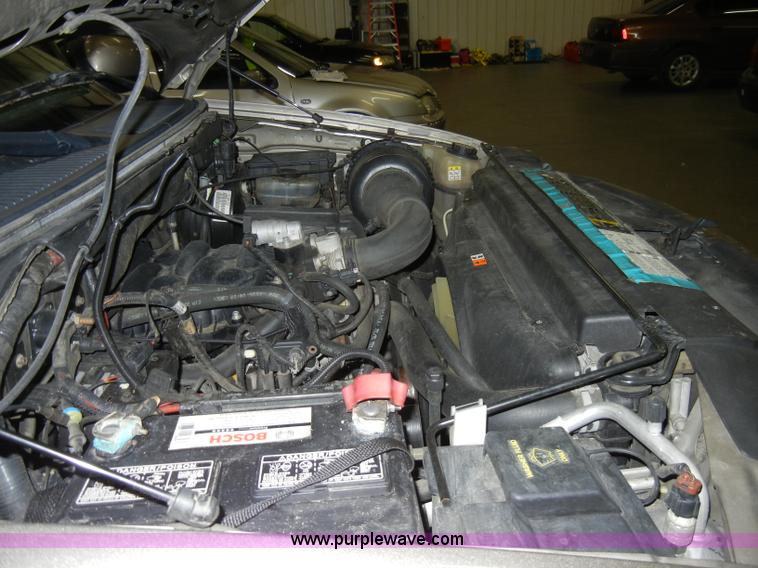 image for item A3330 2003 Ford F150 XLT super cab pickup truck