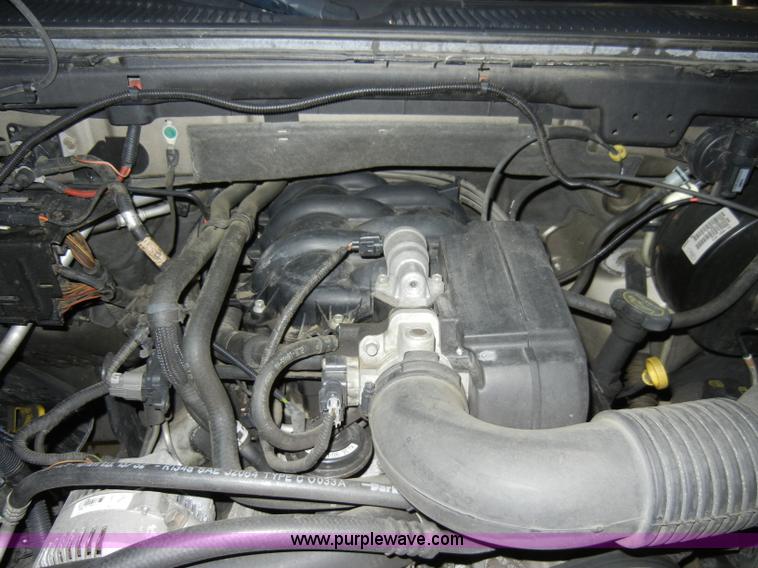 image for item A3330 2003 Ford F150 XLT super cab pickup truck