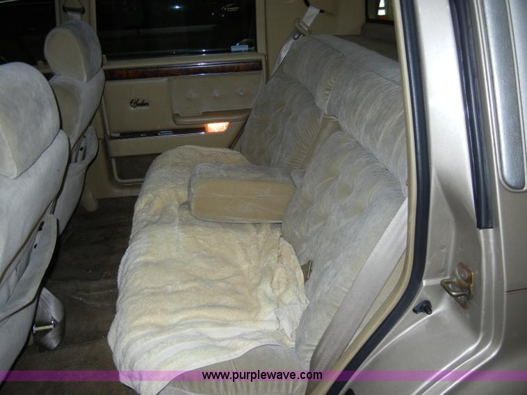 image for item A3332 1993 Chrysler New Yorker Salon