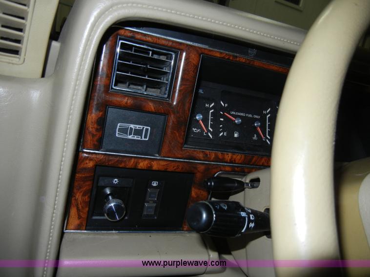 image for item A3332 1993 Chrysler New Yorker Salon