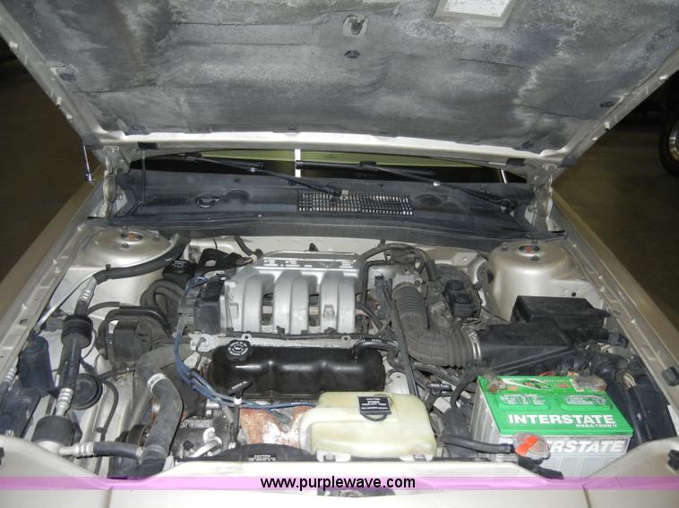 image for item A3332 1993 Chrysler New Yorker Salon