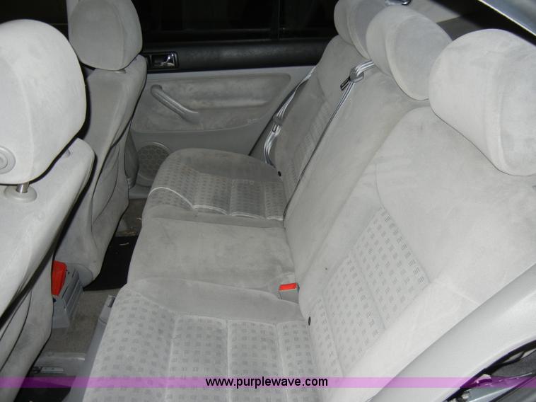 image for item A3334 2003 Volkswagen Jetta GLS