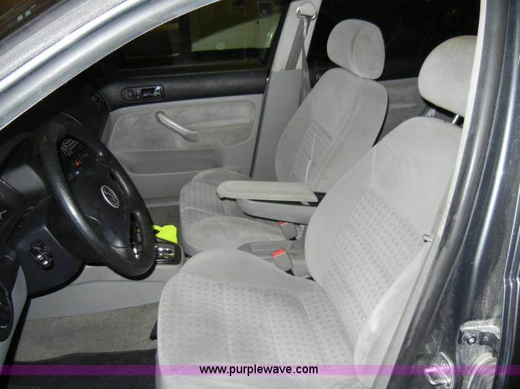 image for item A3334 2003 Volkswagen Jetta GLS